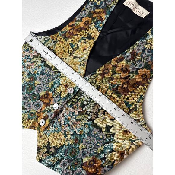 Vintage tapestry vest women’s M - Picture 7 of 7